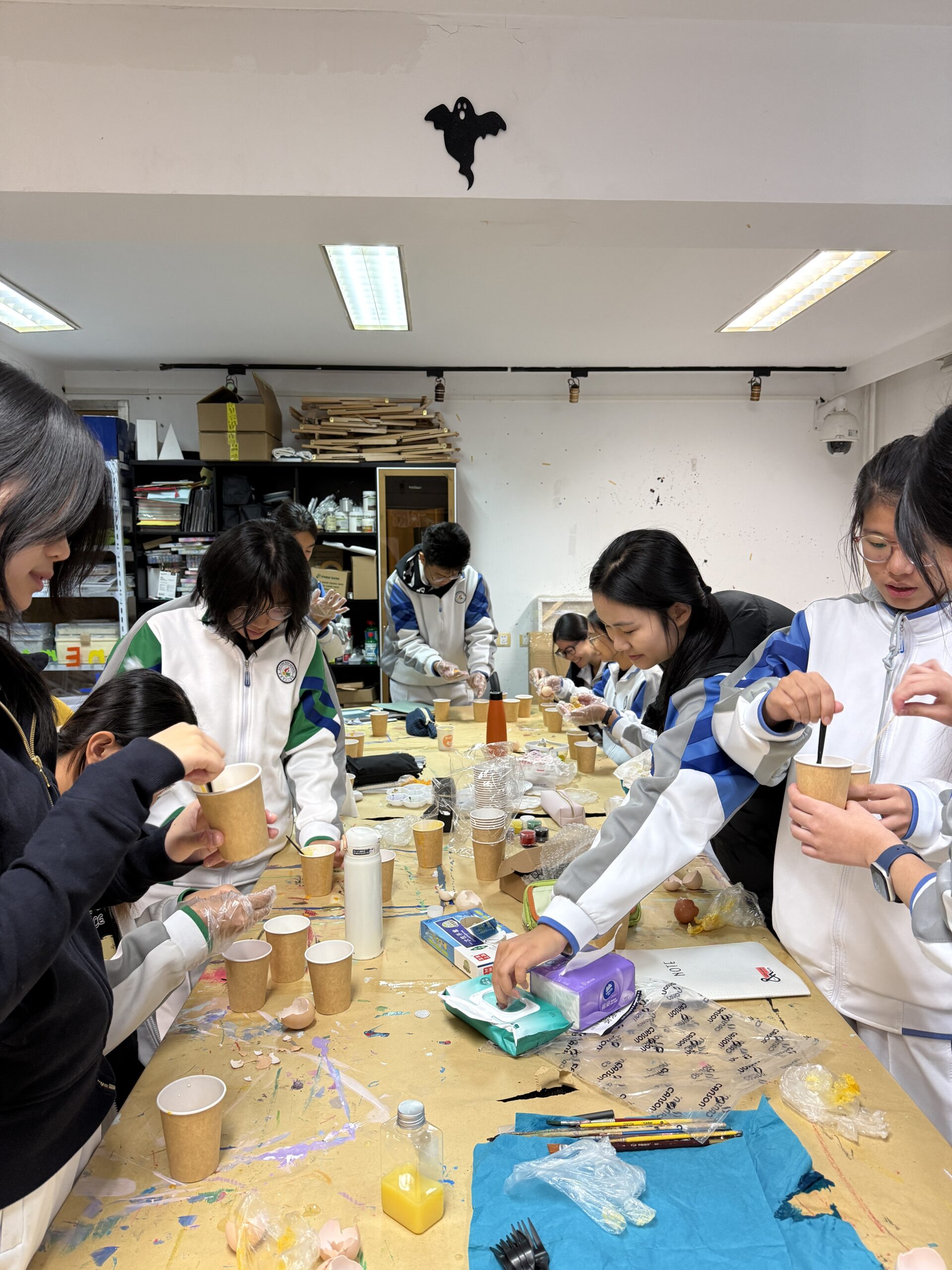 Classical society Students experimenting with materials